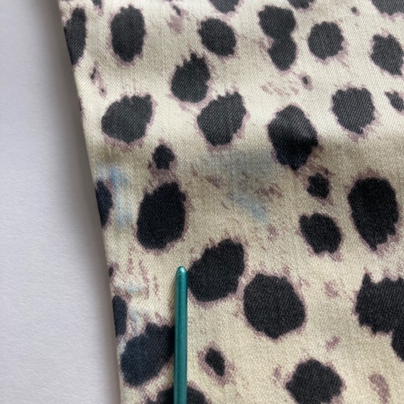 Joe’s Jeans - Animal Print - Size 24 - Picture 5 of 7